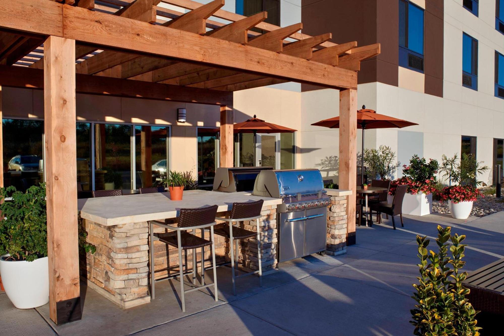 Towneplace Suites By Marriott Richmond Dış mekan fotoğraf